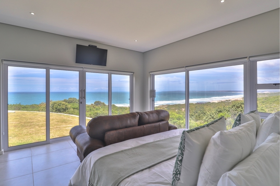 4 Bedroom Property for Sale in Moquini Coastal Estate Western Cape